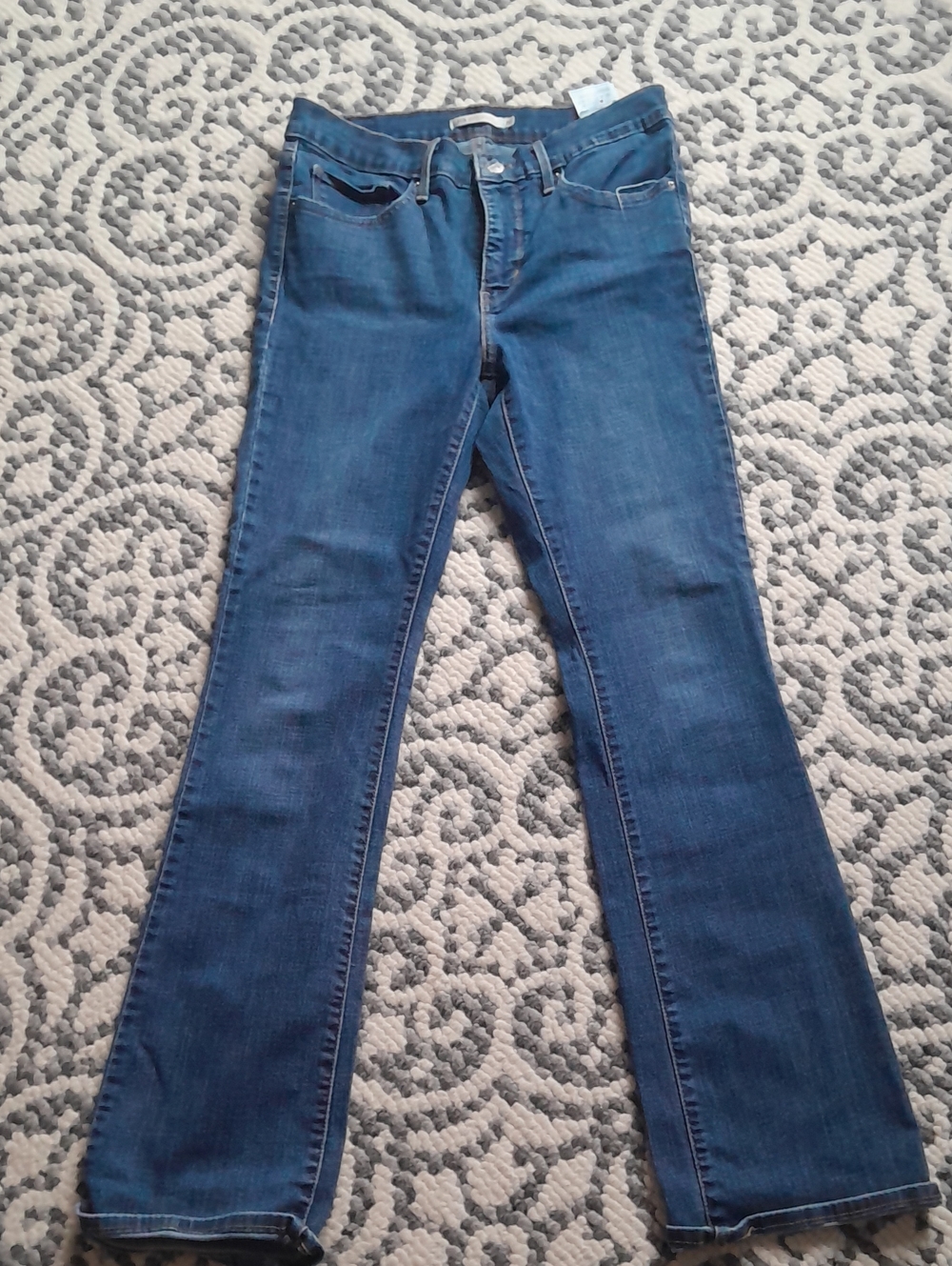 Women's Levis Dark Blue Flare Jeans with Subtle Stretch